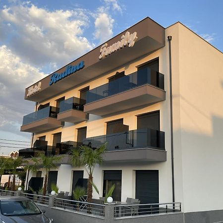 Kallithea Radina Family公寓式酒店 外观 照片